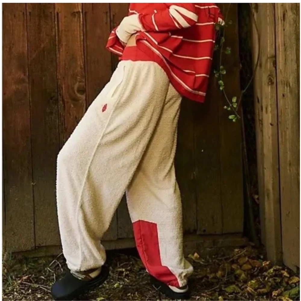 Free people movement cuddle up fleece joggers